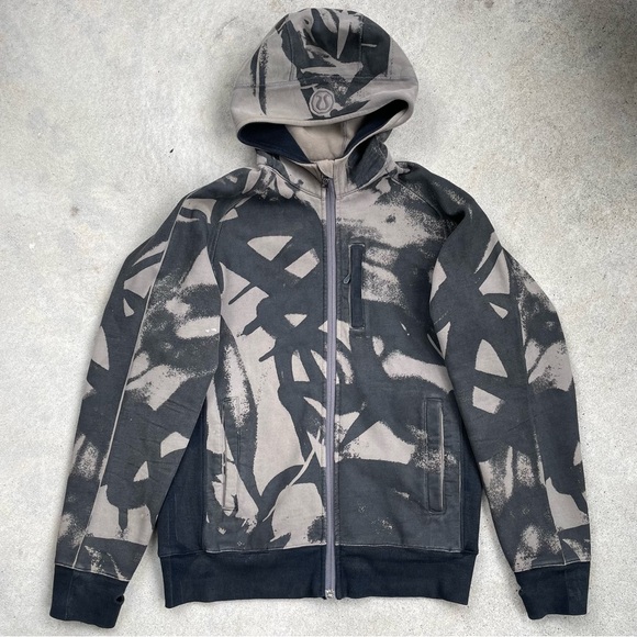 Lululemon Hoodie camouflage- size M - Picture 1 of 6